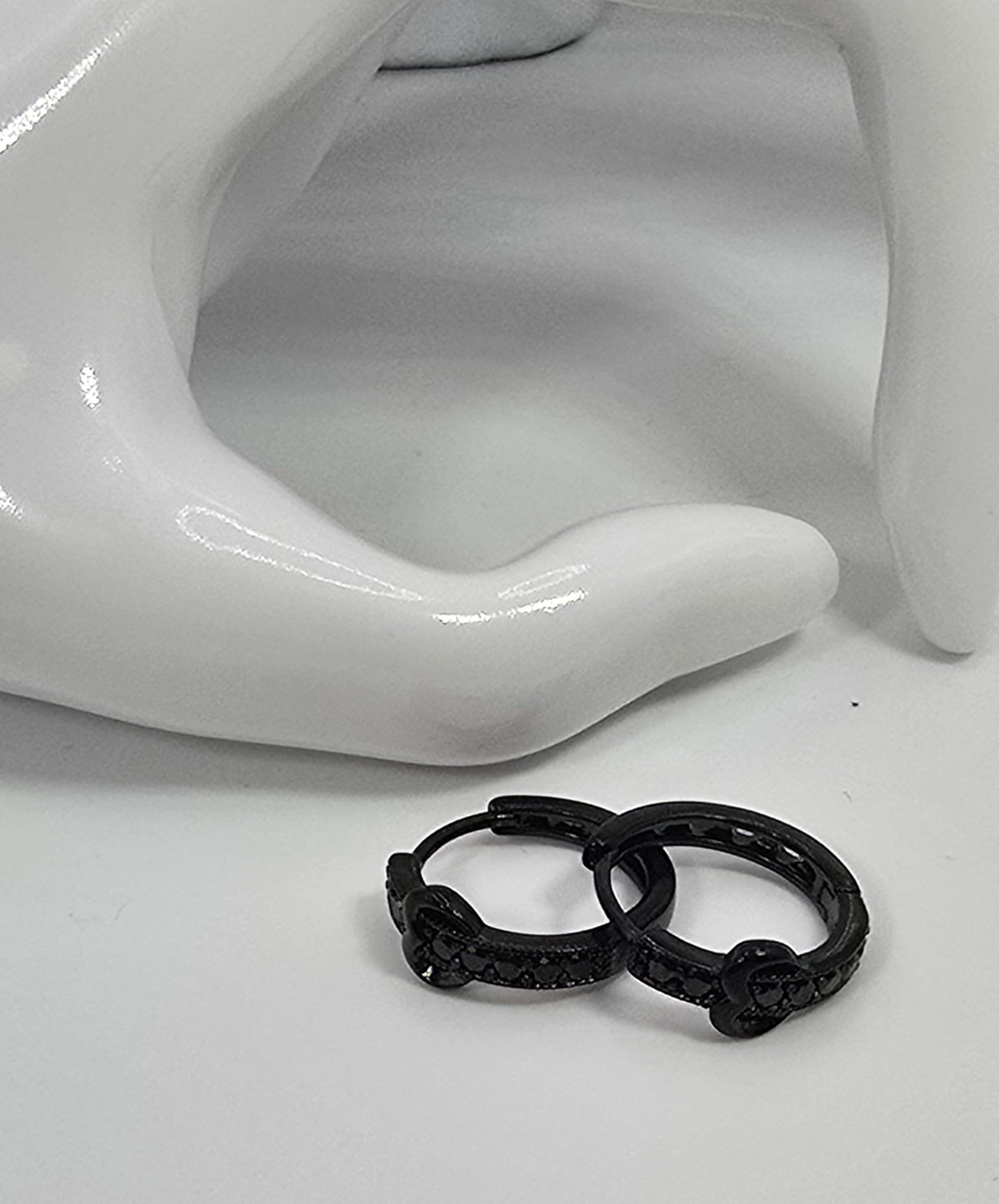 Black Heart Desing Earrings